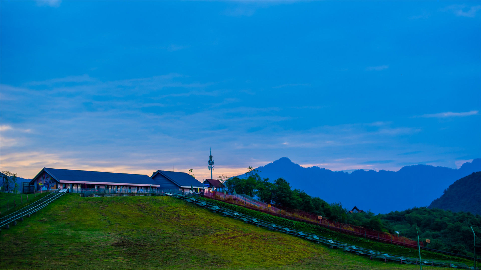 「cc」Hot sales in stores! lady spring simple Garage Kit Anniversary gift ,buy one hair and two hair ,arrive the next day ,Launch date：20250704163020,code：lhr9V9Uz